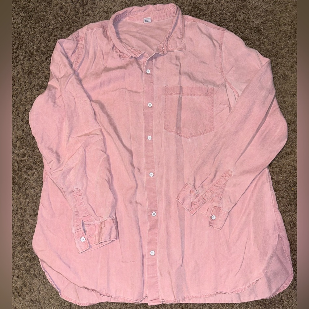 Women’s Old Navy pink jean shirt, size xl